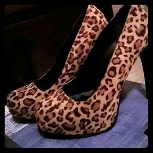 Kardashian Kollection! EUC! Worn once!!! Size 8!